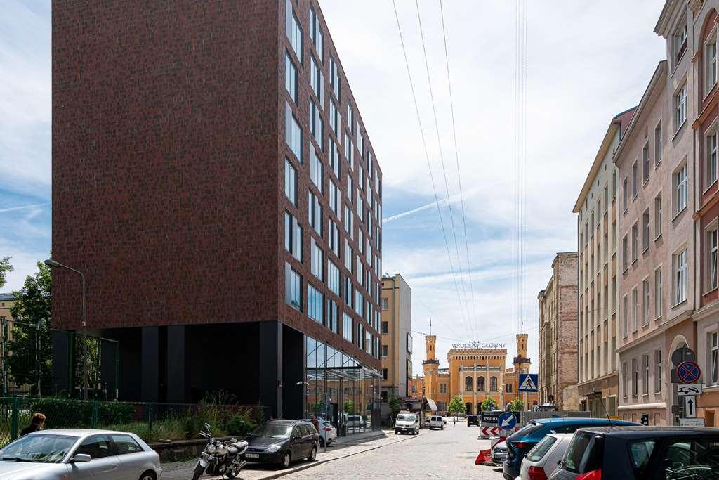 Rentplanet - Centrum Aparthotel 4*